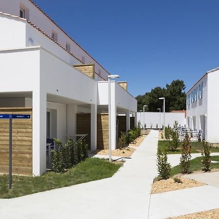 Residence Prestige Odalys Le Domaine Des Pins Noirmoutier-en-l'Ile Exteriör bild